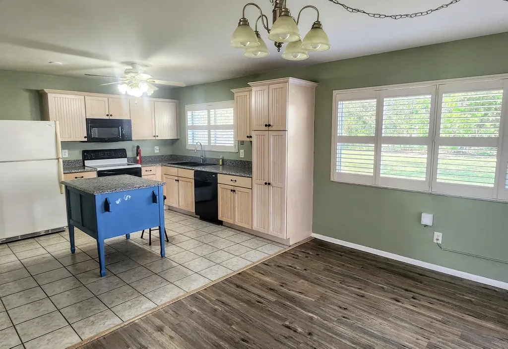 431 SE Dalva Avenue Port St Lucie FL 34984