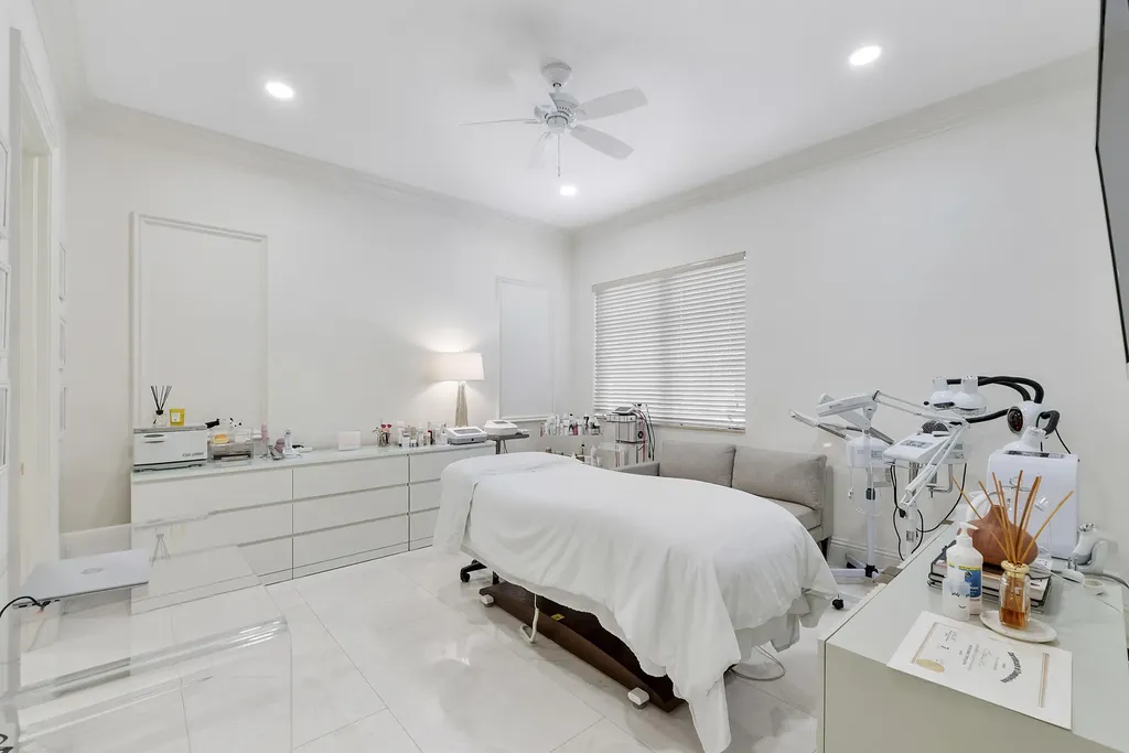 366 Sweet Bay Avenue Plantation FL 33324