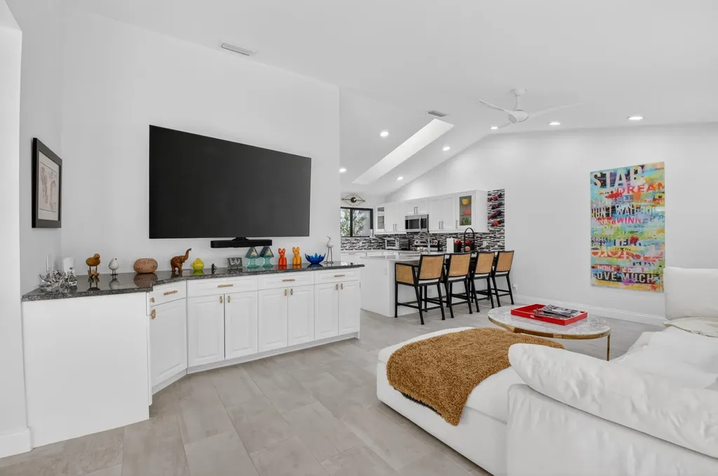7368 Woodmont Court Boca Raton FL 33434