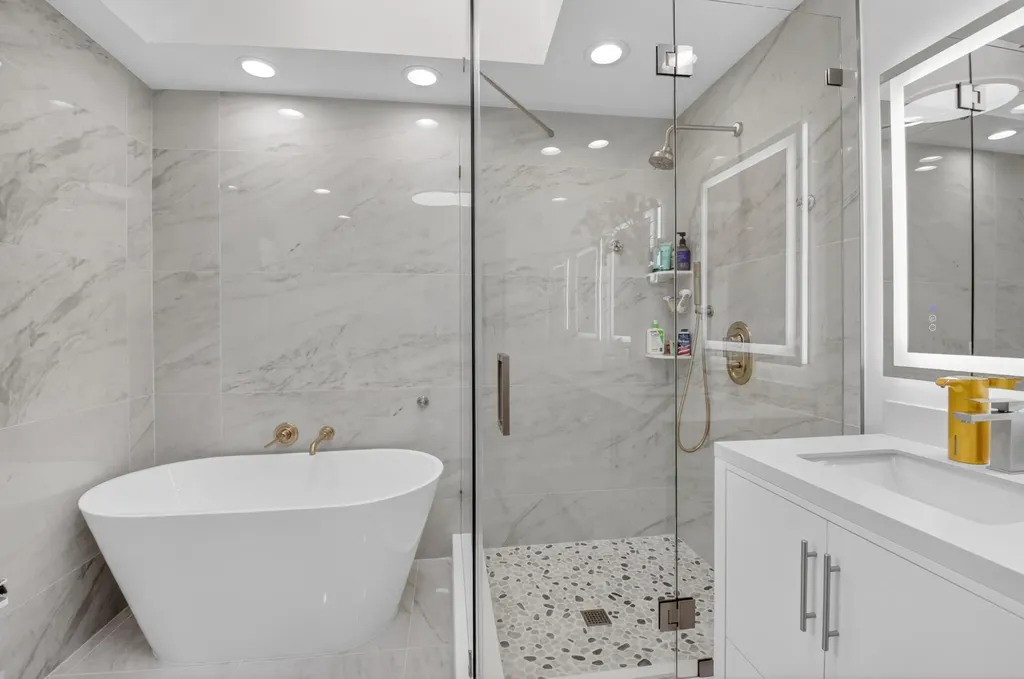 7368 Woodmont Court Boca Raton FL 33434