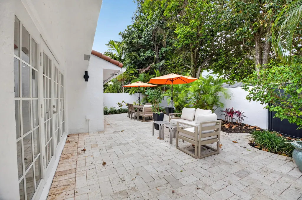 7368 Woodmont Court Boca Raton FL 33434
