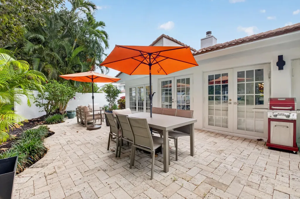 7368 Woodmont Court Boca Raton FL 33434