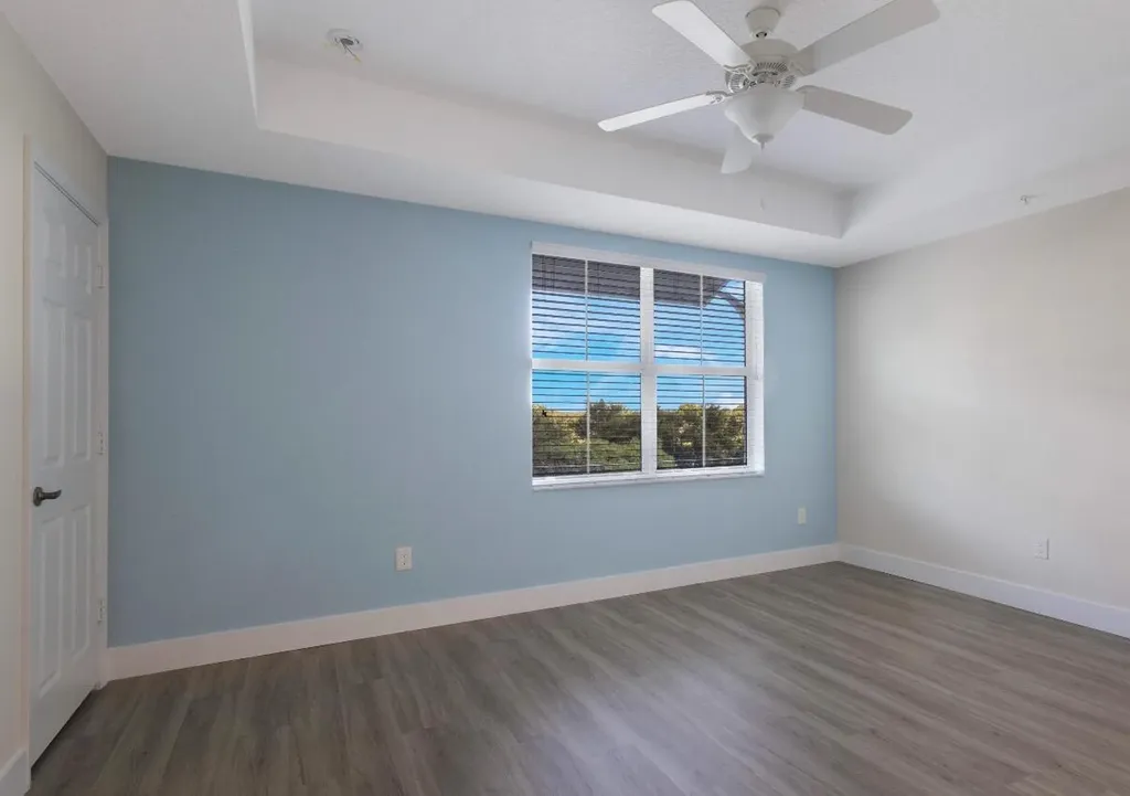1247 Vía De Fossi Boynton Beach FL 33426