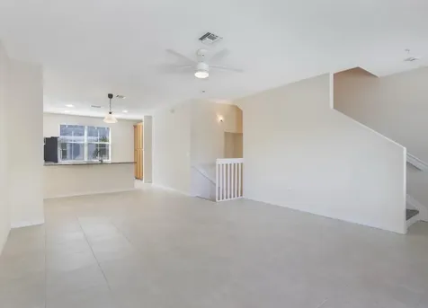 1247 Vía De Fossi Boynton Beach FL 33426