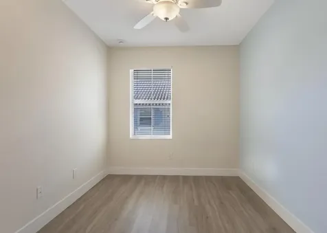 1247 Vía De Fossi Boynton Beach FL 33426