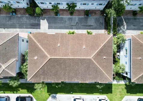 1247 Vía De Fossi Boynton Beach FL 33426