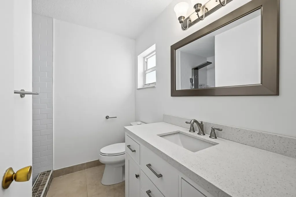 1316 SW 23rd Street Boynton Beach FL 33426