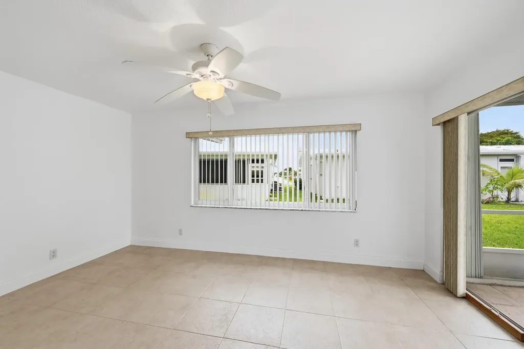 1316 SW 23rd Street Boynton Beach FL 33426