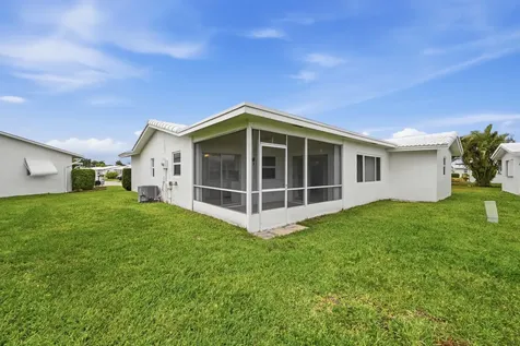 1316 SW 23rd Street Boynton Beach FL 33426