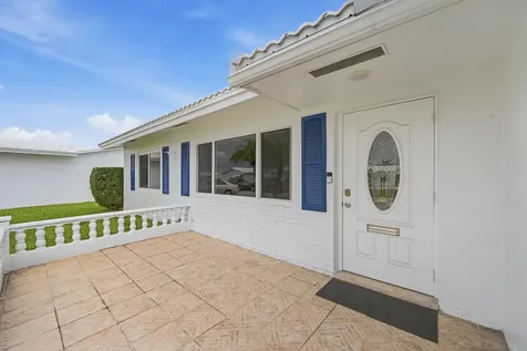 1316 SW 23rd Street Boynton Beach FL 33426