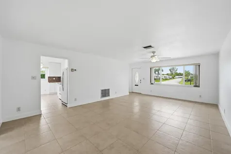 1316 SW 23rd Street Boynton Beach FL 33426