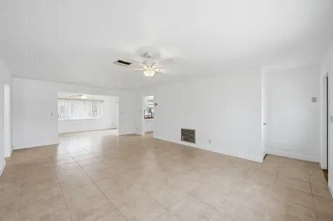 1316 SW 23rd Street Boynton Beach FL 33426