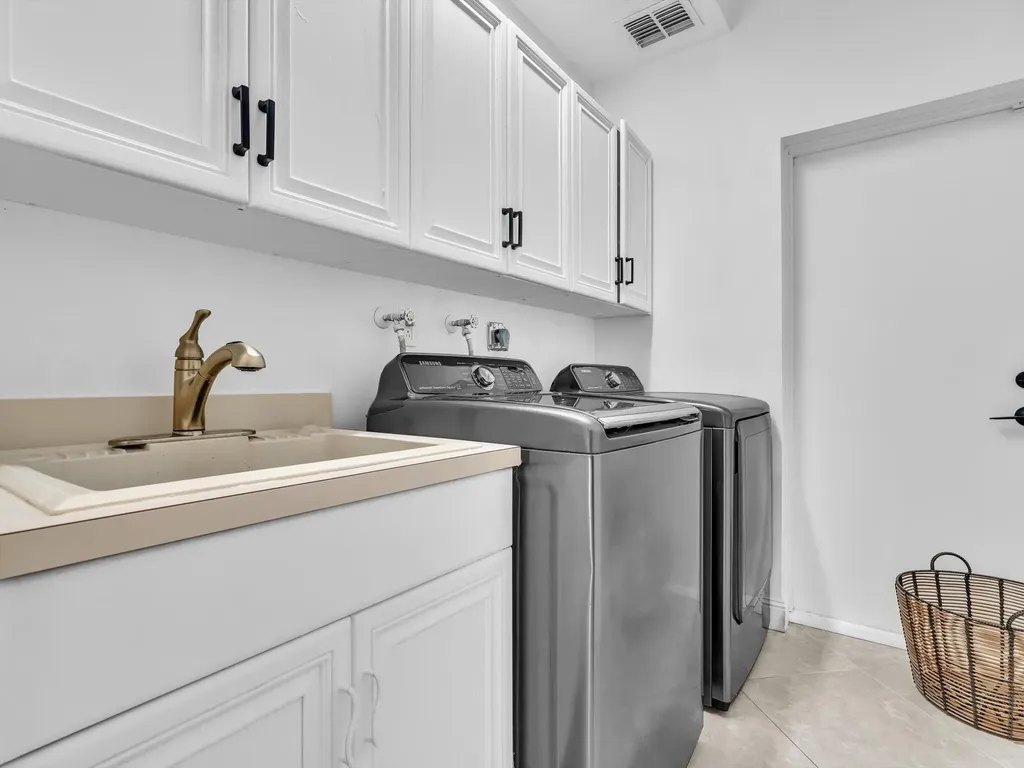 3715 Starboard Avenue Cooper City FL 33026