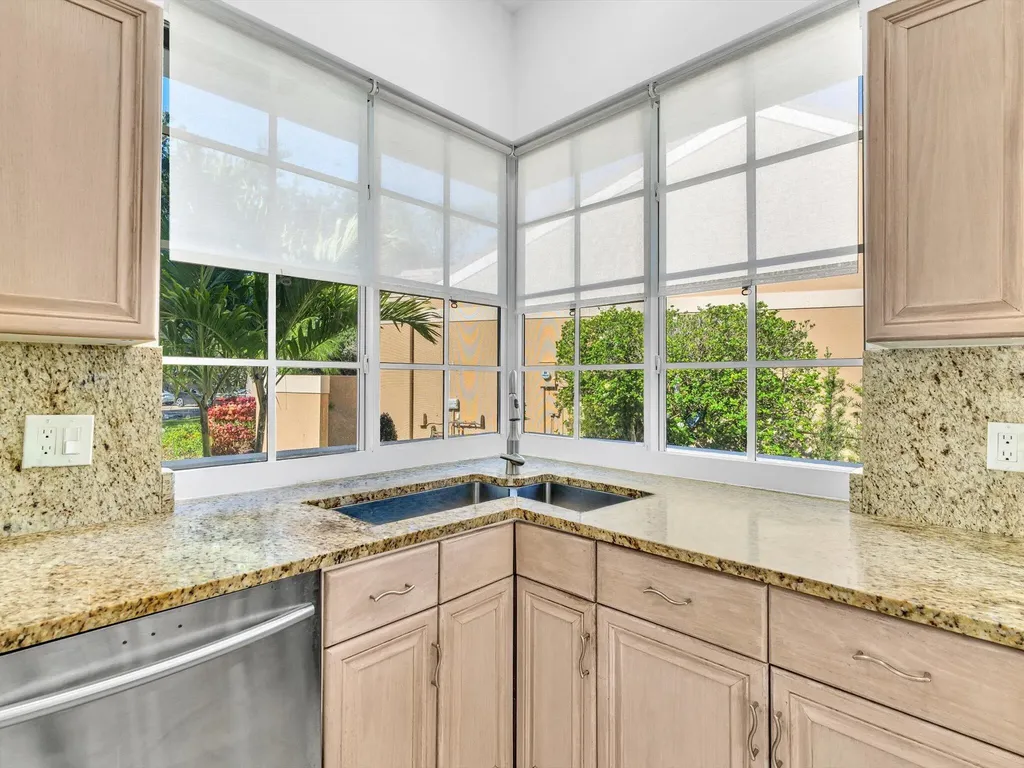 3715 Starboard Avenue Cooper City FL 33026