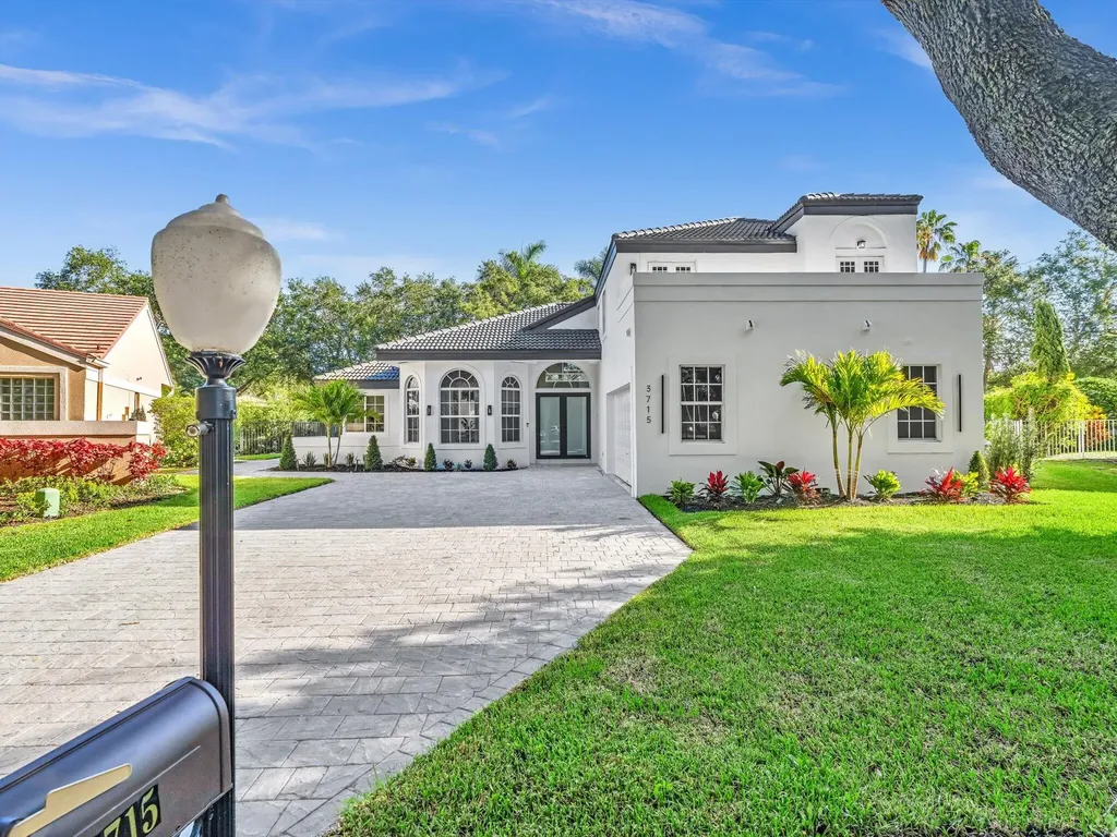 3715 Starboard Avenue Cooper City FL 33026