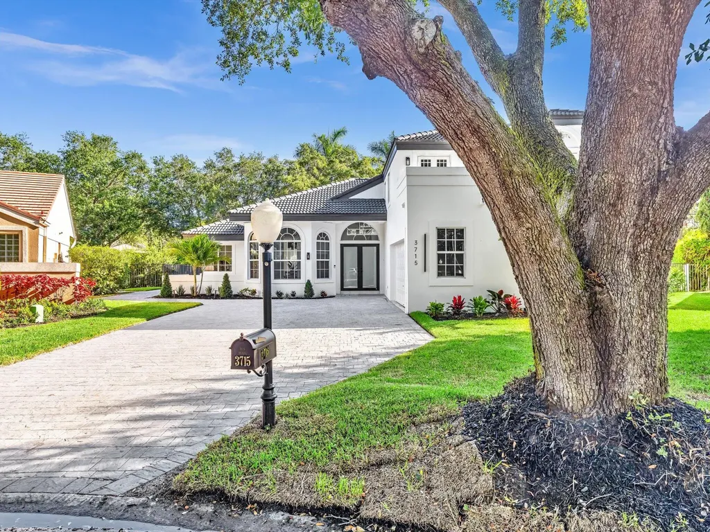 3715 Starboard Avenue Cooper City FL 33026