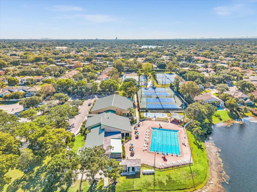 3715 Starboard Avenue Cooper City FL 33026