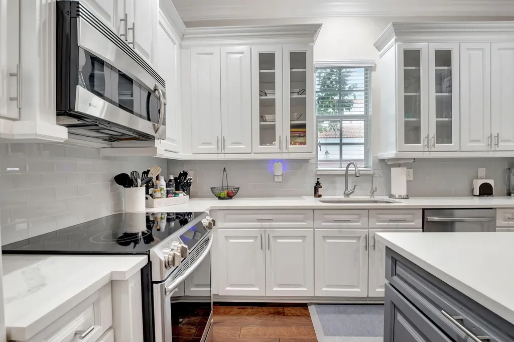 8302 NW 8th Terrace Boca Raton FL 33487
