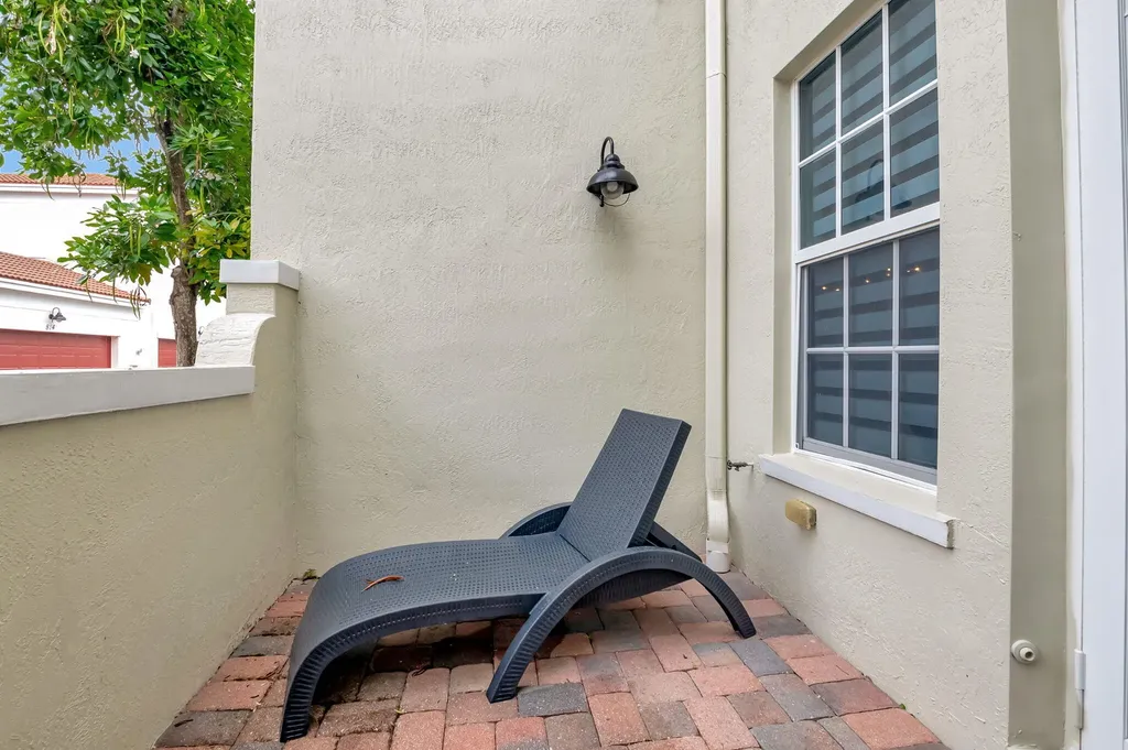 8302 NW 8th Terrace Boca Raton FL 33487