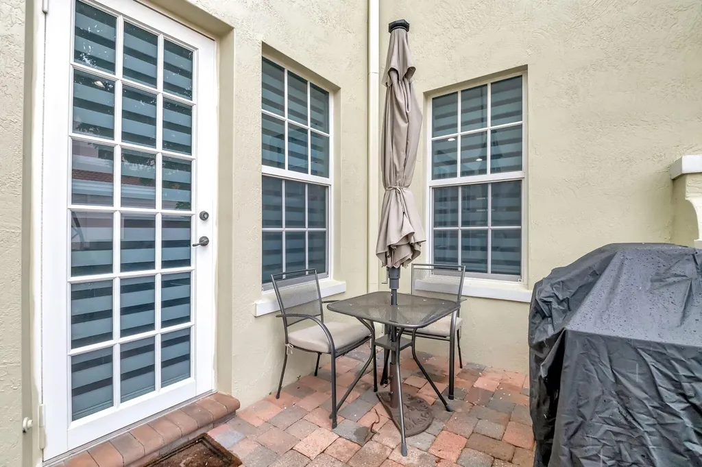 8302 NW 8th Terrace Boca Raton FL 33487