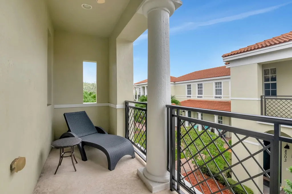 8302 NW 8th Terrace Boca Raton FL 33487