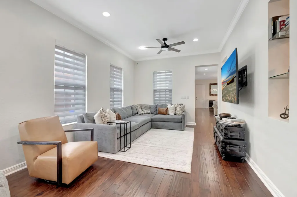 8302 NW 8th Terrace Boca Raton FL 33487