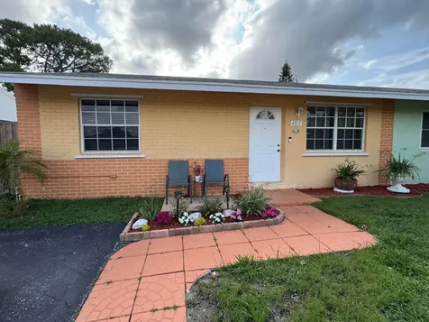 4815 Gladiator Circle Greenacres FL 33463