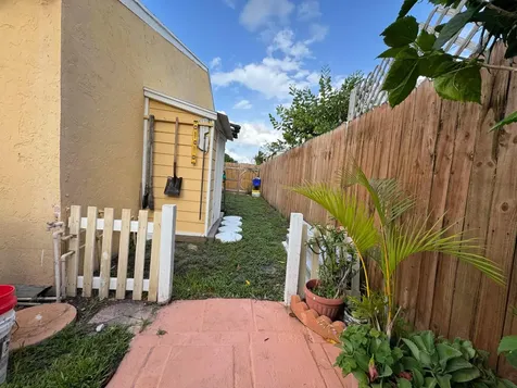 4815 Gladiator Circle Greenacres FL 33463