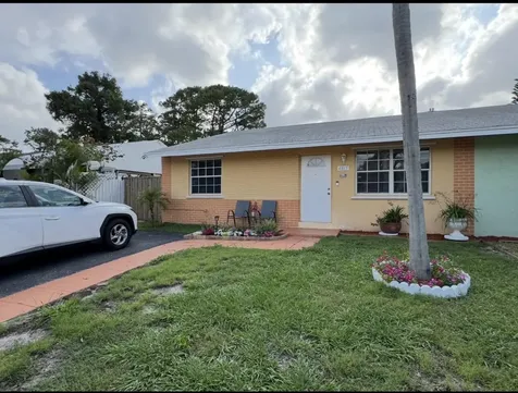 4815 Gladiator Circle Greenacres FL 33463