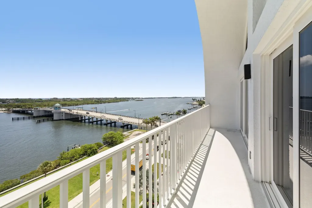 3901 S Flagler Drive West Palm Beach FL 33405