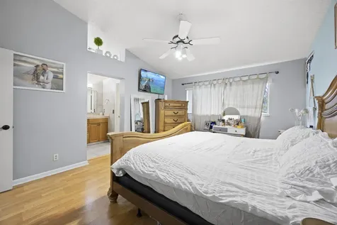 1928 Discovery Circle E Deerfield Beach FL 33442