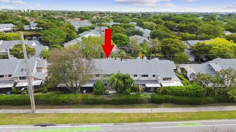 1928 Discovery Circle E Deerfield Beach FL 33442