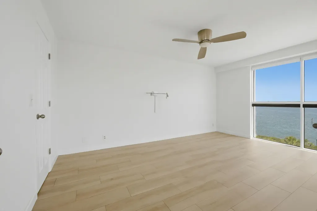 3901 S Flagler Drive West Palm Beach FL 33405