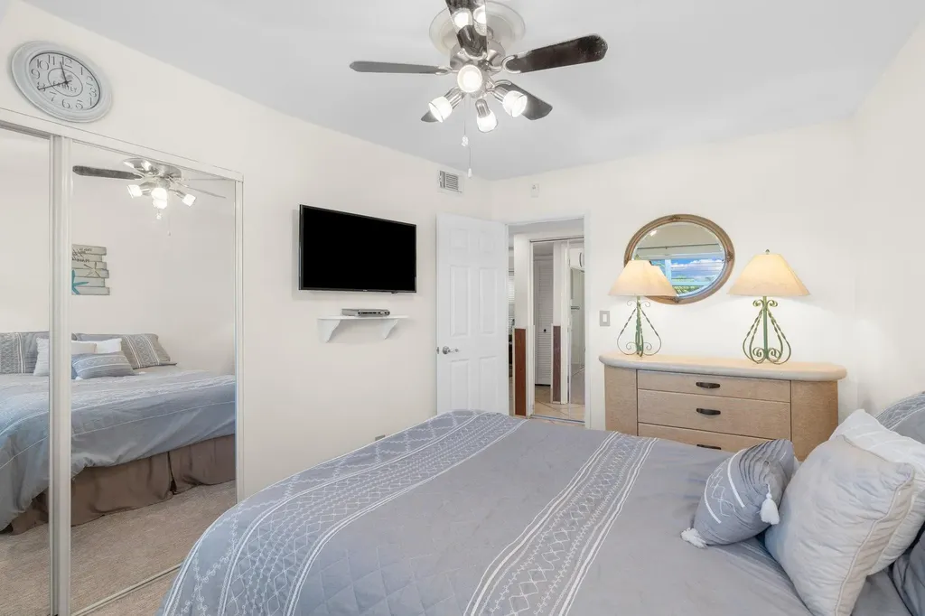 100 SE 6th Avenue Pompano Beach FL 33060