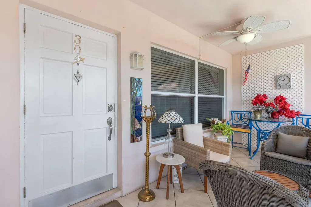 100 SE 6th Avenue Pompano Beach FL 33060