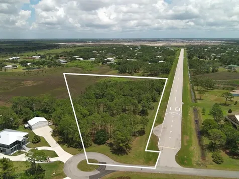12370 Skymaster Street Port St Lucie FL 34987