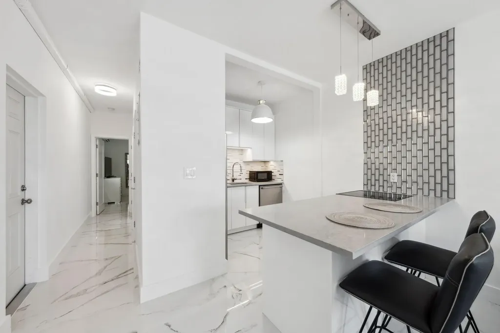 810 SE 22nd Avenue Pompano Beach FL 33062