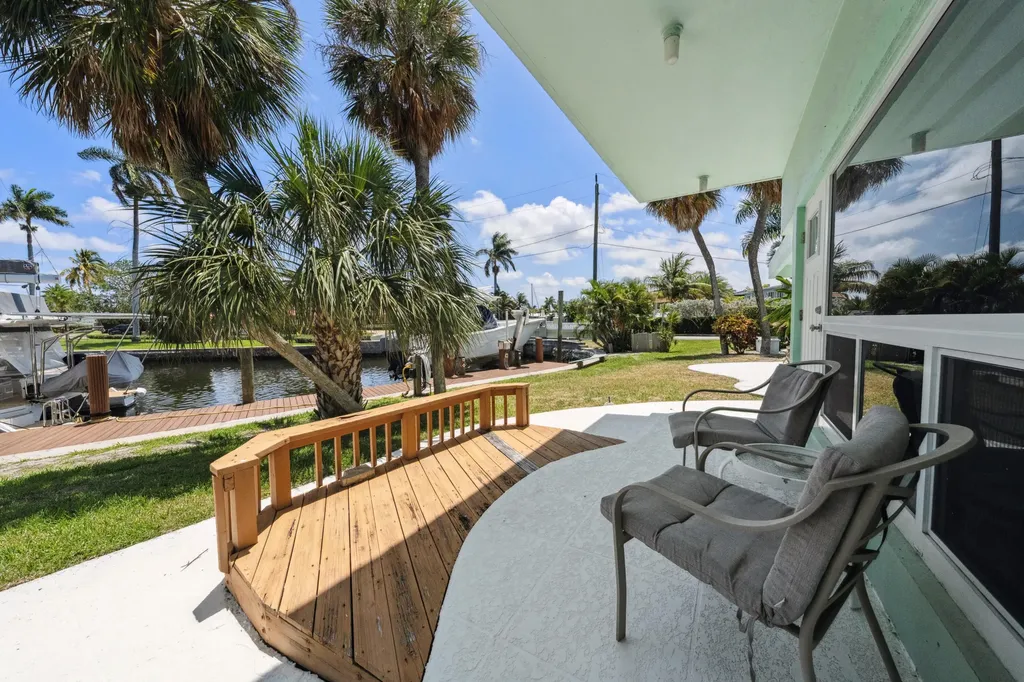 810 SE 22nd Avenue Pompano Beach FL 33062
