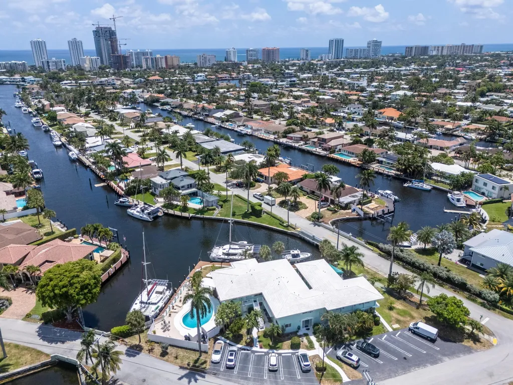 810 SE 22nd Avenue Pompano Beach FL 33062