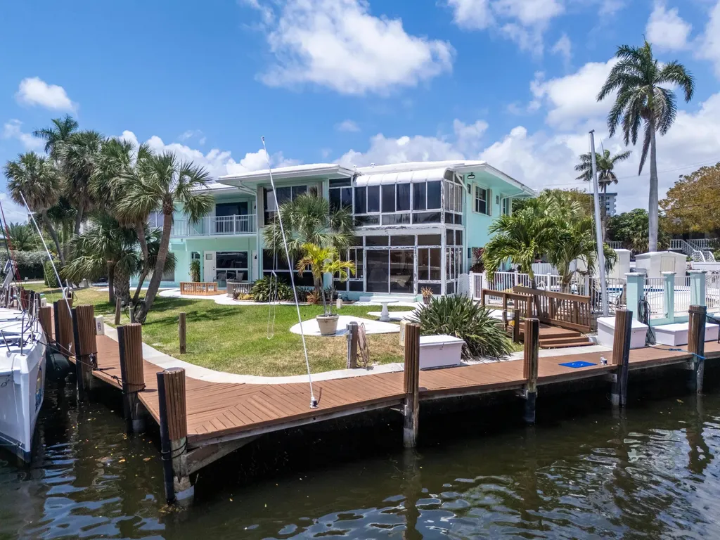 810 SE 22nd Avenue Pompano Beach FL 33062