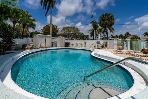 810 SE 22nd Avenue Pompano Beach FL 33062
