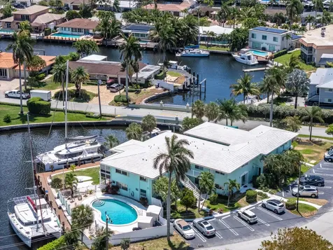810 SE 22nd Avenue Pompano Beach FL 33062