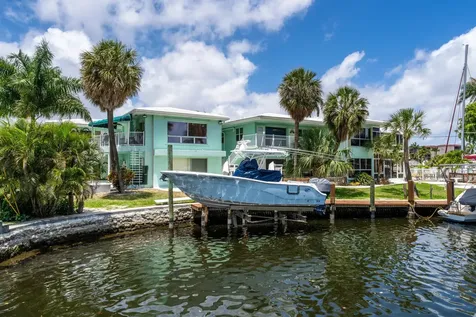 810 SE 22nd Avenue Pompano Beach FL 33062