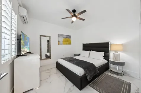 810 SE 22nd Avenue Pompano Beach FL 33062