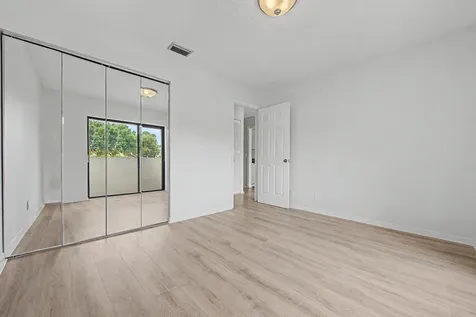3386 Lucerne Park Drive Greenacres FL 33467