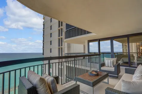 5380 N Ocean Drive Singer Island FL 33404