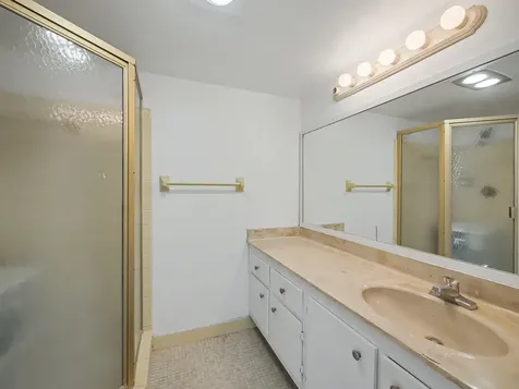 4800 Bayview Drive Fort Lauderdale FL 33308