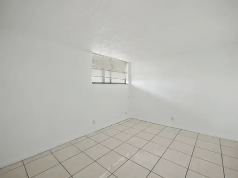 4800 Bayview Drive Fort Lauderdale FL 33308
