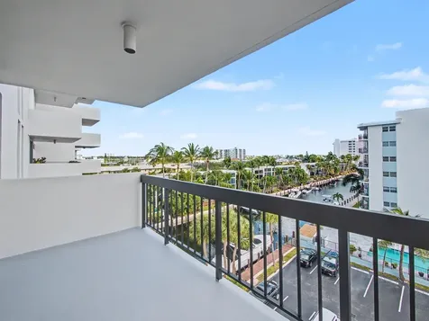 4800 Bayview Drive Fort Lauderdale FL 33308
