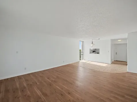 4800 Bayview Drive Fort Lauderdale FL 33308